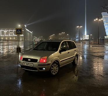Ford Fusion: 2003 г., 1.4 л, Робот, Бензин, Хэтчбэк