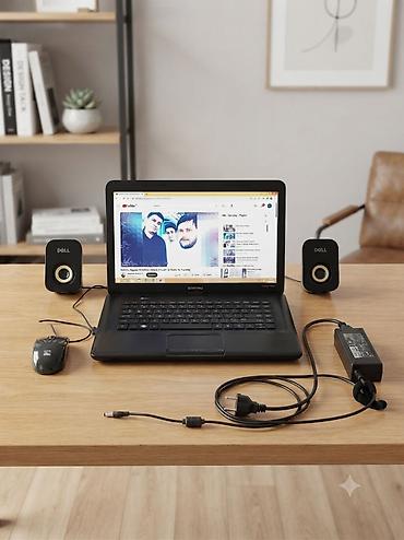 kredit noutbuk: "Compaq Noutbuk – 4GB RAM / 320GB HDD – Maus + Kolonka + Adapter — 1