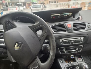 Renault: Renault Grand Scenic: 1.5 l | 2009 il 420000 km Van/Minivan — 8