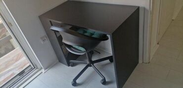 Stolovi: Radni Sto 24 📦 Cena: 8850din 🛠️ Materijal: Univer debljine 18mm u — 4