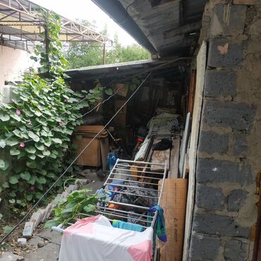 ищу пол дома: Полдома, 35 м², 2 комнаты, Риэлтор, Старый ремонт