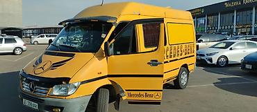 210 cdi: Легкий грузовик, Mercedes-Benz, Стандарт, 2 т, Б/у — 1