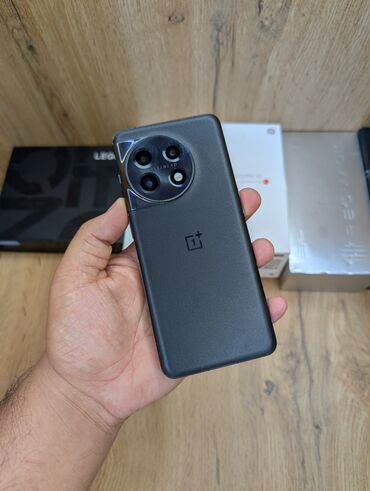 телефоны в рассрочку только паспорт без первого взноса бишкек: OnePlus 11, Б/у, 256 ГБ, цвет - Черный, 2 SIM