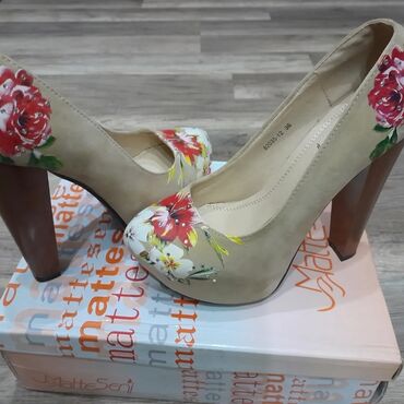 Botinka və botilyonlar: Ölçü: 36.5, rəng - Gümüşü, Yeni — 2