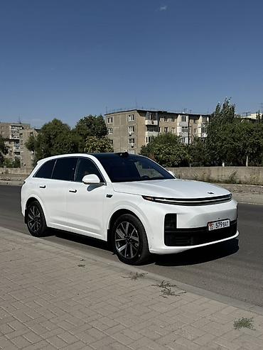 rx 2017: Lixiang L7: 2023 г., 1.5 л, Гибрид, Кроссовер — 2
