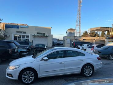 Volkswagen: Volkswagen Passat CC – ağ rəngli, zərif 4 qapılı kupe-sedan. Xarici — 20