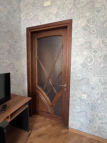 Ev üçün digər mebel: Taxta qapılar 7 dene. Sınıqı qırıqı yoxdu . RaIlaşmaq olar — 3