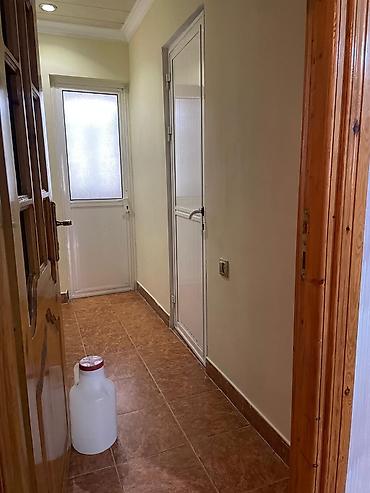binə sovxoz: 4 otaqlı mənzil Rahat bina tam təmirli 5mərtəbəli binanın 4çü — 9