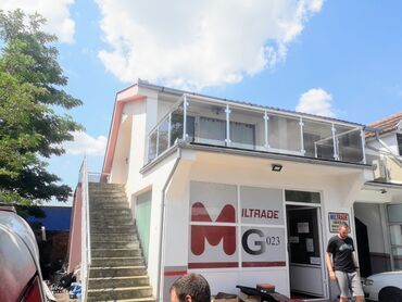 majca: Aluminijumske staklene ograde i francuski balkoni. 

Majstor Misa