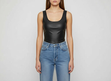 sukienka z imitacji skóry reserved: Wassyl, Women`s top, size XS