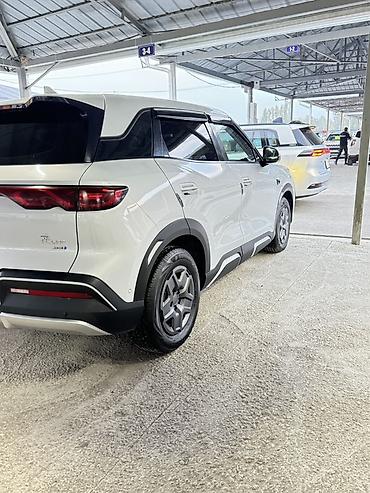 ман 2015: BYD Yuan Up: 2025 г., Электромобиль, Кроссовер — 7