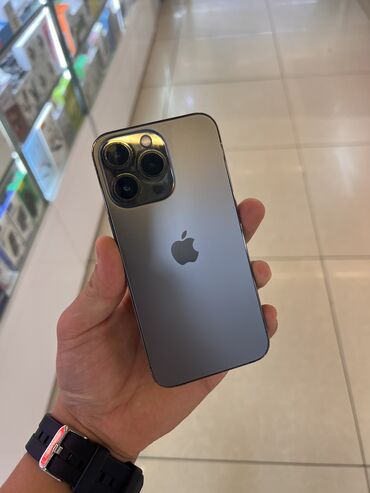 купить бу кофемашину: IPhone 13 Pro, Б/у, 256 ГБ, Space Gray, Зарядное устройство, Защитное стекло, Чехол, 81 %