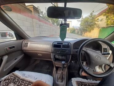 Toyota: Toyota Camry: 1995 г., 1.8 л, Механика, Бензин, Седан — 8