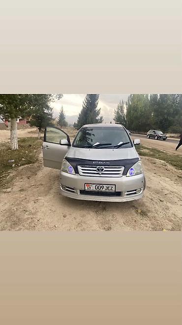 Toyota Ipsum: 2001 г., 2.4 л, Автомат, Бензин, Минивэн at lalafo.kg Toyota Ipsum: 2001 г., 2.4 л, Автомат, Бензин, Минивэн
