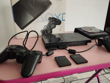 PS2 & PS1 (Sony PlayStation 2 & 1): SONY PLAYSTATION 2, в идеальном состоянии, прошитый, читает любые