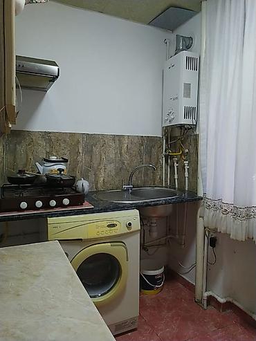 1 otaql: Bakı, 2 otaqlı, Köhnə tikili, m. Neftçilər, 50 kv. m — 3