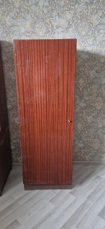 skaf paltar: Taxta paltar şkafı - Tək qapılı, kompakt model - Material: taxta/DSK — 1