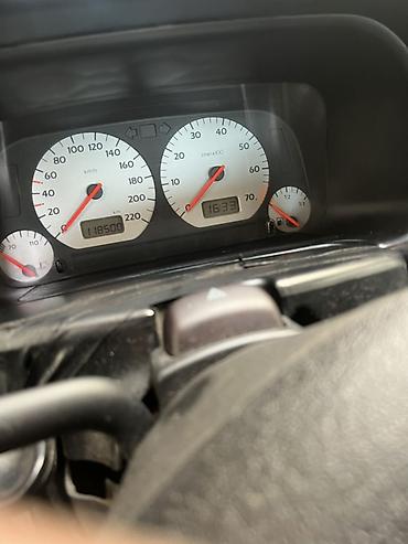 Volkswagen: Volkswagen Vento: 1994 г., 1.8 л, Механика, Бензин, Седан — 8