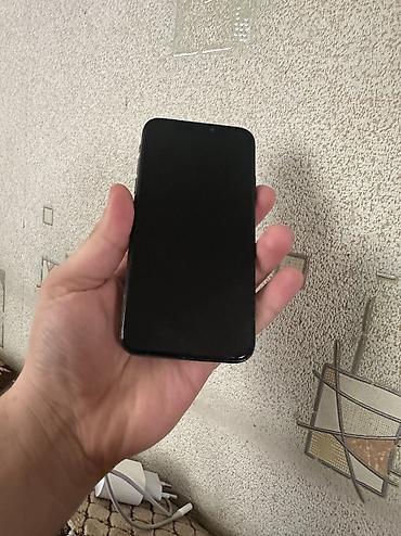 Apple iPhone: IPhone X, 64 GB, Qara — 3