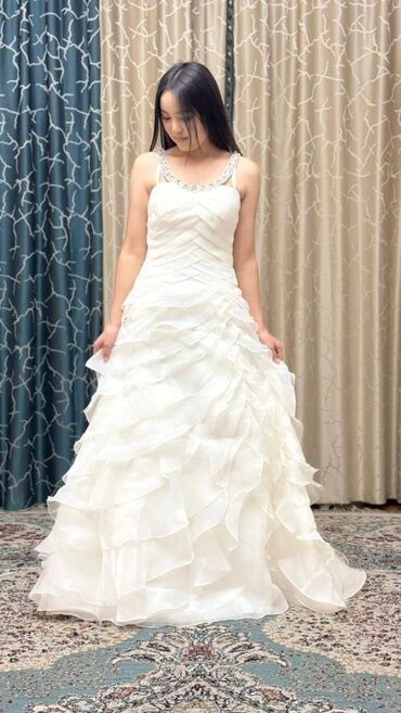 Юбки: Жаңы той көйнөктөр сатылат! Размери: 44–46 ✨ Түрү: Карсеттик, перчатка at lalafo.kg — 5 Юбки: Жаңы той көйнөктөр сатылат! Размери: 44–46 ✨ Түрү: Карсеттик, перчатка — 5