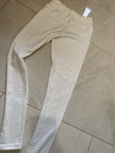 ženski kompleti pantalone i sako: S (EU 36), M (EU 38), bоја - Bela