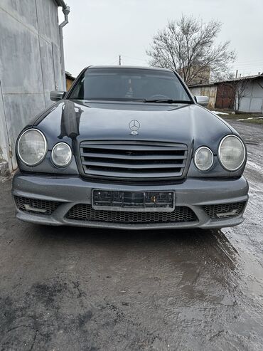 Передний Бампер Mercedes-Benz 1999 г., Б/у, цвет - Черный, Аналог