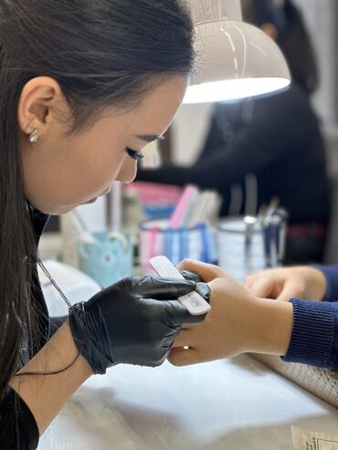 Маникюр, педикюр: Японский маникюр, Выравнивание, Гель лак, шеллак, Маникюр, Педикюр, Услуги подолога, Консультация, Одноразовые расходные материалы, Требуются модели — 13