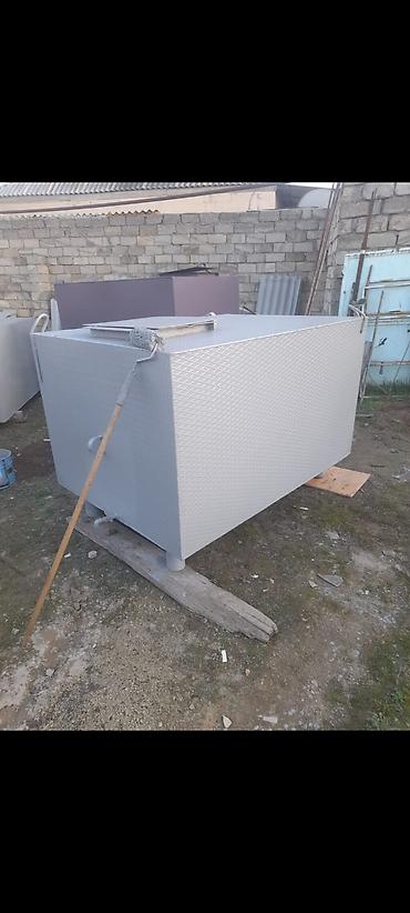 Baklar və çənlər: Bak, Metal, Ödənişli çatdırılma — 8