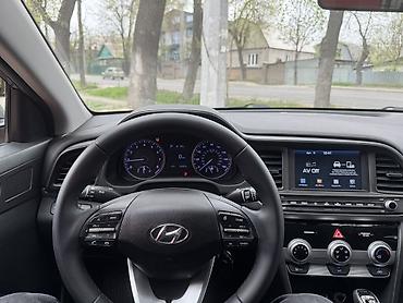 Hyundai: Hyundai Elantra: 2019 г., 2 л, Автомат, Бензин, Седан — 11