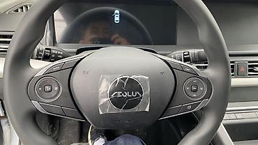 Унаа: Седан Aeolus E70, белый цвет кузова. Кузов и дизайн: - Элегантный — 3