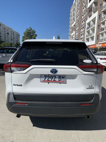 Toyota: Toyota RAV4: 2020 г., 2.5 л, Типтроник, Гибрид, Внедорожник