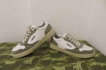 patike za cukljeve: Trainers, size - 45