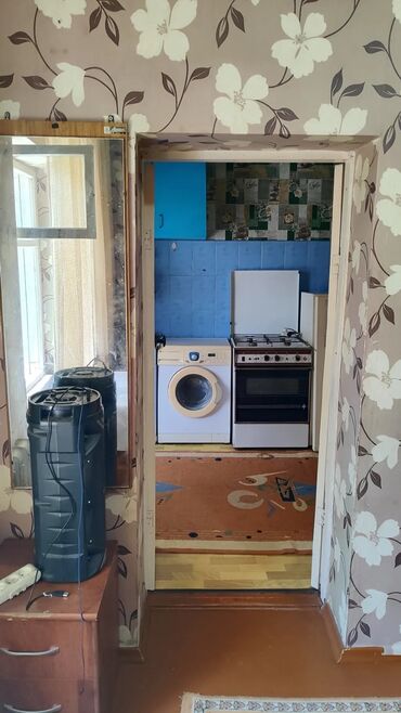 Долгосрочная аренда домов: 35 м², 1 комната, Утепленный, Бронированные двери, Парковка