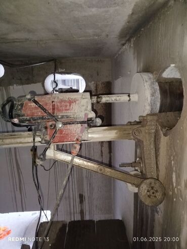 Beton işləri: Səssiz tozsuz səliqəli kəsim. Beton katlavan monolit kubik — 24