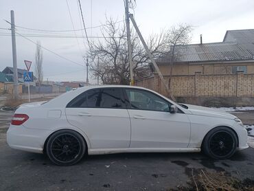 Mercedes-Benz: Mercedes-Benz E-Class: 2012 г., 1.8 л, Автомат, Бензин, Седан at lalafo.kg — 7 Mercedes-Benz: Mercedes-Benz E-Class: 2012 г., 1.8 л, Автомат, Бензин, Седан — 7