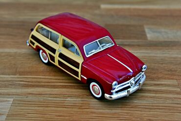 dollar qiymeti: Ford, 1949 il, 1:43, Dəmir