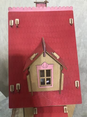 Игрушки: Деревянный кукольный домик с двумя этажами и мансардой. Высота -72 см at lalafo.kg — 4 Игрушки: Деревянный кукольный домик с двумя этажами и мансардой. Высота -72 см — 4