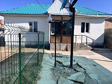 деревяные домики: Город Нарын район РТС улица Бакыт. на пртиф ГИК! Дом с участком и — 1
