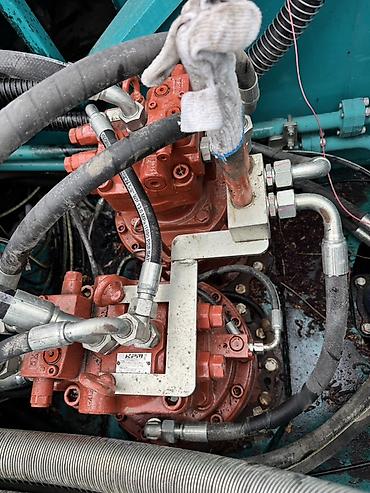 Экскаваторы: Экскаватор, Гусеничный — 10