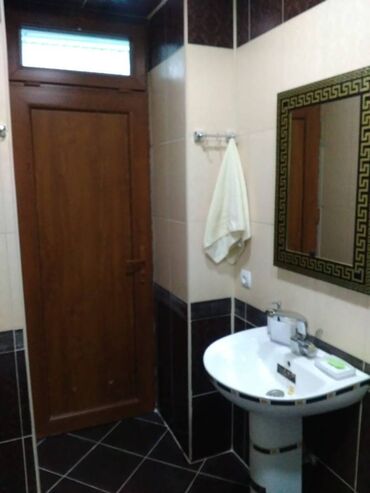 Uzunmüddətli kirayə mənzillər: İçərişəhər metrosuna 4 dəqiqə piyada məsafədə, Qubernator Bağının -da lalafo.az — 11 Uzunmüddətli kirayə mənzillər: İçərişəhər metrosuna 4 dəqiqə piyada məsafədə, Qubernator Bağının — 11