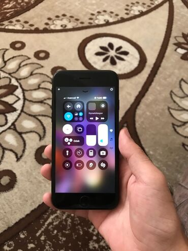 ayfon es: IPhone SE 2020, 64 GB, Qara, Barmaq izi