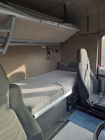 Тягачи: Тягач, DAF, 2012 г., Тентованный — 8