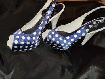 обувь женская 40 размер: Покупала в Турции за 40$ цена договорная размер 40