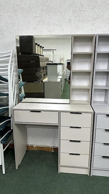 Комоды для одежды: Комод для одежды, Новый, С зеркалом, ЛДСП, цвет - Белый, Серый, Бежевый, Бесплатная доставка — 10