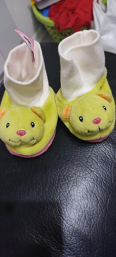 Patofne: Patofnice plišane medice BABY što zveckaju 0-6mes. 599din Novo — 1