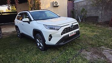 рафия: Toyota RAV4: 2020 г., 2.5 л, Гибрид, Кроссовер — 1