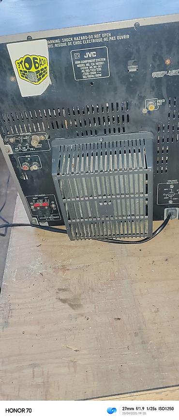 Audio: JVC MX-SK1 kompakt komponent sistem Xüsusiyyətlər: - 3-Discli Play — 10