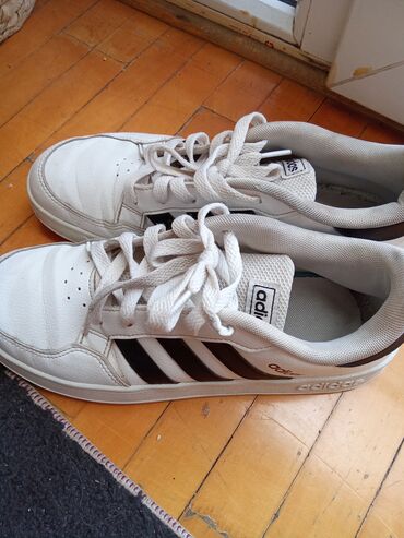 Patike: Adidas, 38.5, bоја - Bela — 4