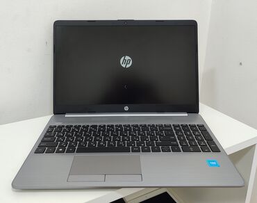 Noutbuk və netbuklar: İşlənmiş HP 16 ", Intel Celeron, 256 GB