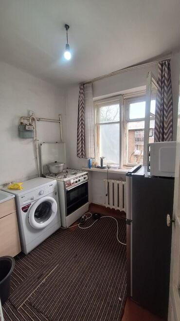 квартиры в оше на час: 1 комната, 30 м², Хрущевка, 4 этаж, Старый ремонт